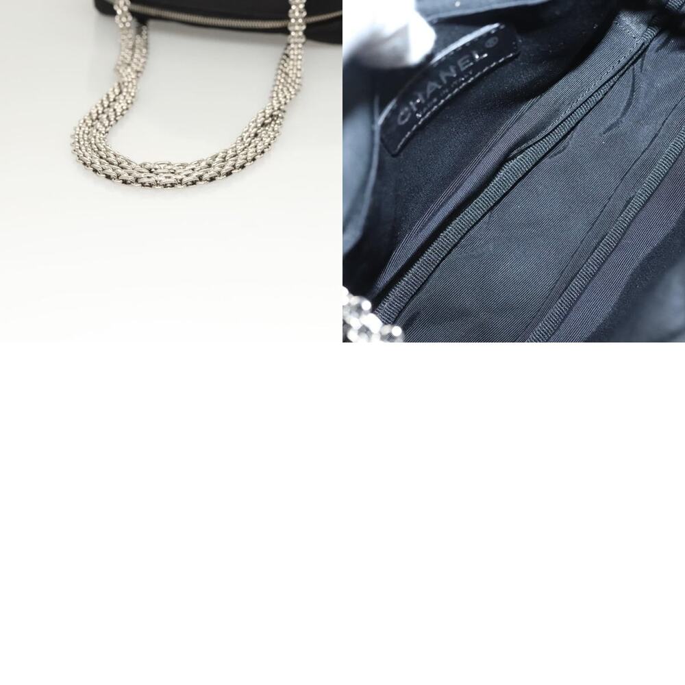Chanel Matelasse Chain Shoulder Bag - Picture 4 of 6